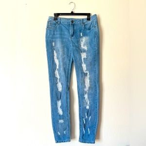 Light Blue Ripped Jeans by Indigo Thread Co. 🧵